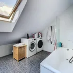 Appartement de 91 m² avec 2 chambre(s) en location à Beringen