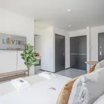 Rent 1 bedroom apartment of 30 m² in Porto