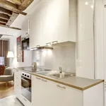 Rent 1 bedroom apartment of 484 m² in Paris