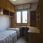 Alquilar 4 dormitorio apartamento en Salamanca