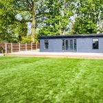 Rent 6 bedroom house in West Midlands