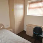 Rent 6 bedroom house in Leeds