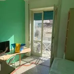 Affitto 5 camera appartamento di 102 m² in Naples