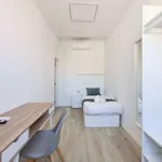 Rent a room in lisbon