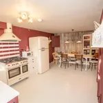 Rent 3 bedroom flat of 1195 m² in Cherwell District