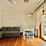 Rent 2 bedroom apartment of 50 m² in Napoli