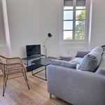 Appartement de 370 m² avec 2 chambre(s) en location à Lyon