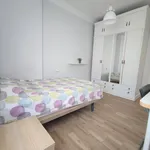 Alquilar 3 dormitorio apartamento en  Mairena del Aljarafe