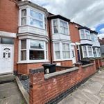 Rent 3 bedroom house in East Midlands