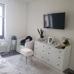 Rent 1 bedroom apartment of 55 m² in Long Beach