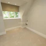 Rent 3 bedroom apartment in London