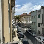 Rent 1 bedroom apartment of 42 m² in Lisbon