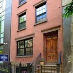 Rent 4 bedroom house in Manhattan