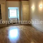 Appartement de 72 m² avec 1 chambre(s) en location à Vernoux-en-Vivarais