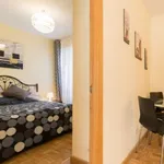 Rent a room of 140 m² in alcala_de_henares