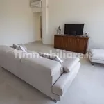 3-room flat via G. Agnelli, Centro, Forte dei Marmi