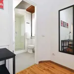 Rent 4 bedroom apartment of 75 m² in Berlin