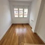 Rent 6 bedroom house of 188 m² in Universidad / Zaragoza