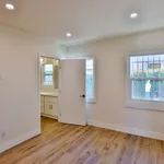 Rent 2 bedroom apartment of 69 m² in Los Angeles