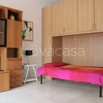 Rent 1 bedroom apartment of 45 m² in Milano