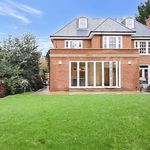 Rent 5 bedroom house in South East England