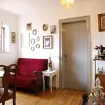 Rent a room of 65 m² in lisbon