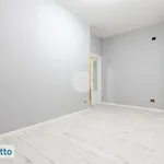 Affitto 4 camera appartamento di 90 m² in Rome