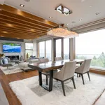 Maison de 6738 m² avec 5 chambre(s) en location à West Vancouver