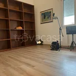 Rent 5 bedroom apartment of 95 m² in Reggio nell'Emilia