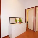 Rent a room of 153 m² in Barcelona