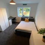 Rent 6 bedroom house in East Midlands