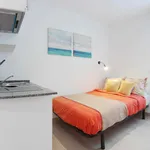 Rent 1 bedroom apartment of 18 m² in Madrid