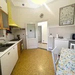 Rent 4 bedroom apartment in Florence