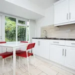 Rent 3 bedroom flat in West Midlands