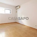 Rent 1 bedroom house of 110 m² in Seixal