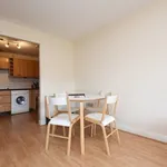 Rent 2 bedroom apartment in Yorkshire And The Humber