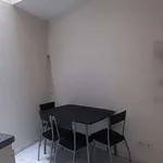 Appartement de 22 m² avec 1 chambre(s) en location à Poitiers