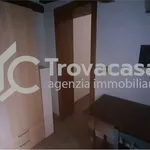 Affitto 2 camera appartamento di 52 m² in Modena