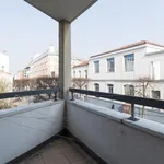 Rent 3 bedroom apartment in Paris