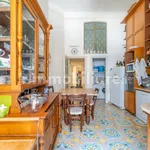 Rent 5 bedroom apartment of 323 m² in Bari