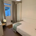 Rent 5 bedroom house in London