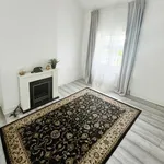 Rent 3 bedroom apartment in Yorkshire And The Humber