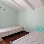 Rent 4 bedroom house in Athens