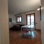 Rent 1 bedroom apartment of 100 m² in Milano