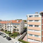 Rent 4 bedroom apartment in Porto