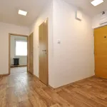 Pronajměte si 3 ložnic/e byt o rozloze 74 m² v brod