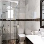 Rent a room of 90 m² in madrid