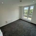 Rent 3 bedroom apartment in Yorkshire And The Humber