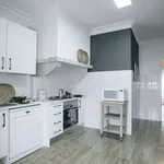 Rent 3 bedroom apartment in lisbon