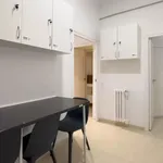 Rent 6 bedroom apartment in Barcelona